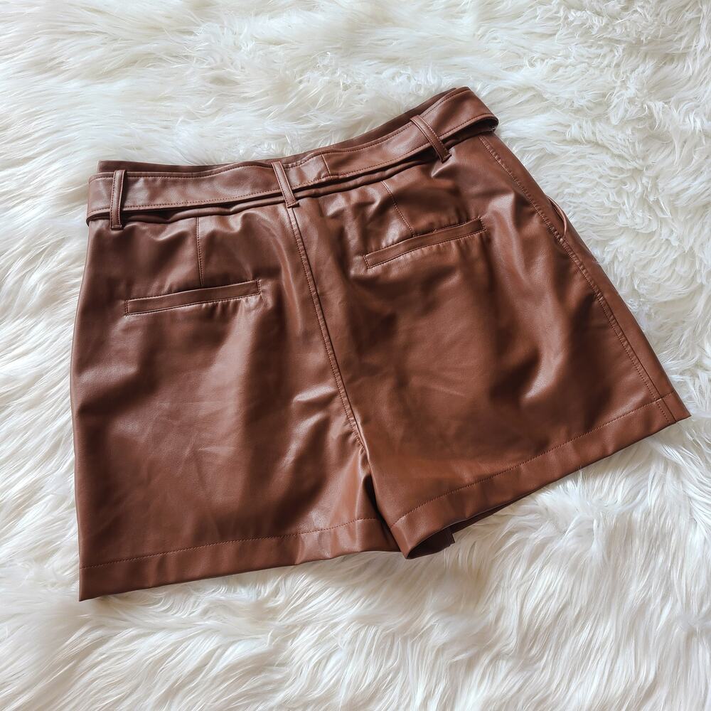 David Lerner Short Faux Leather NWT Lexi Bow Belted Cognac Brown 8 High Waist - Picture 4 of 4